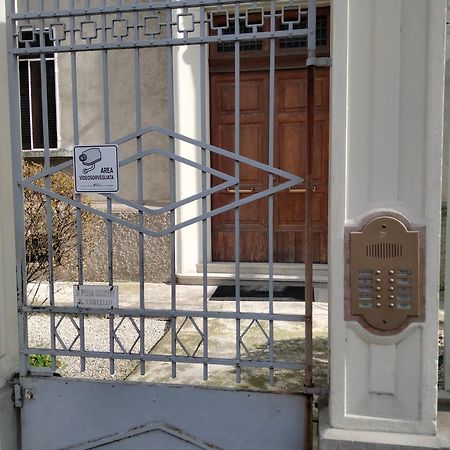 Sant'Orsola Palace - Rooms And Suites Bologna Exterior photo